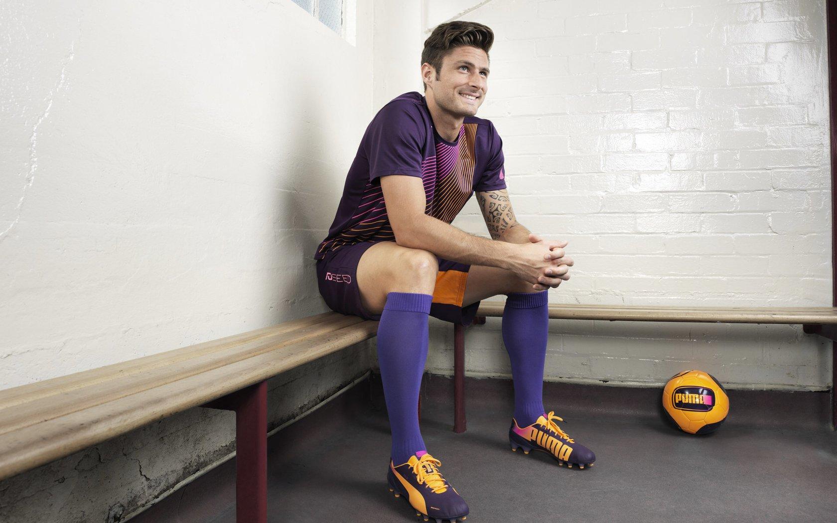 中巴热身赛前瞻,告别例行公事,双方主帅表态全力争胜